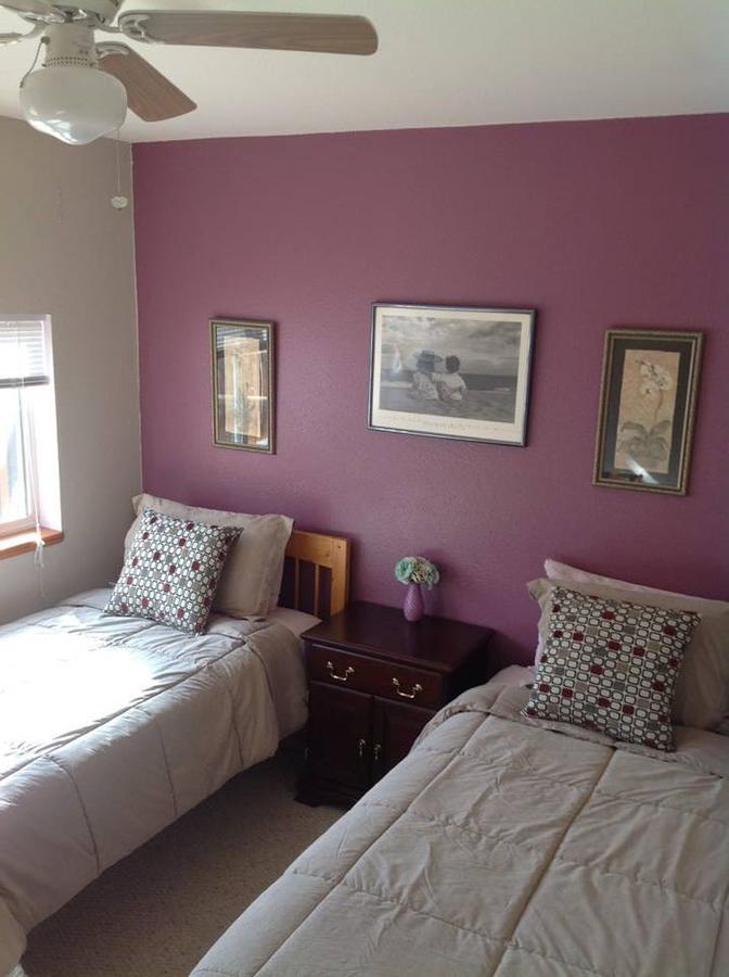 A Hyde Away Inn B&B Tok Ngoại thất bức ảnh